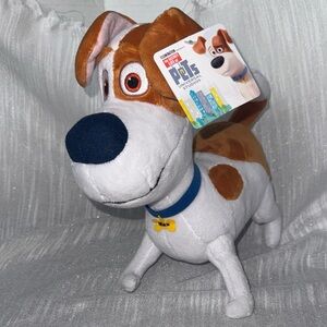 universal Studios Max from the movie The Secret Life of Pets. NWT. 11x12” approx